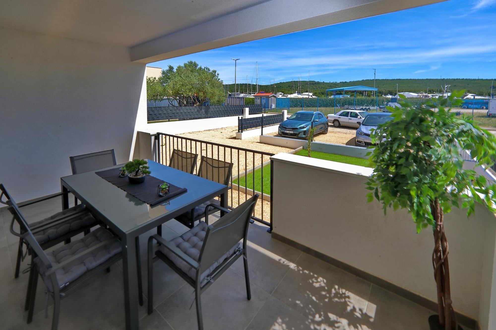 Apartman Kero Бибинье Экстерьер фото